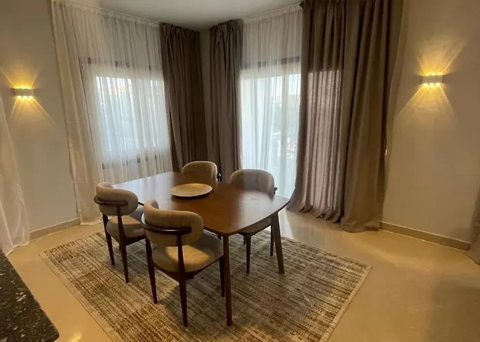 Apartment Amwaj 2 Bedroom For Rent In
